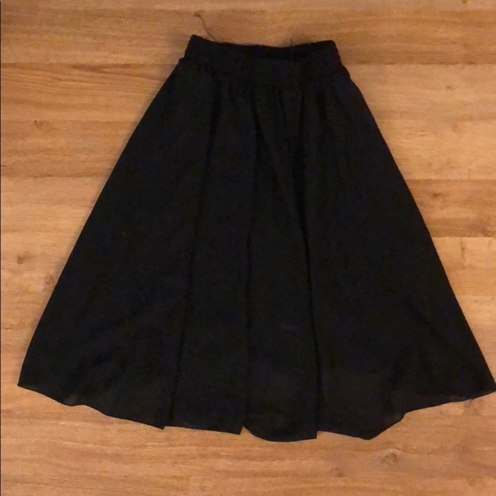 Black skirt